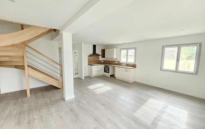 Maison / Villa SAINT-JEAN-LE-VIEUX (01640) 88 m<sup>2</sup> 990 € 