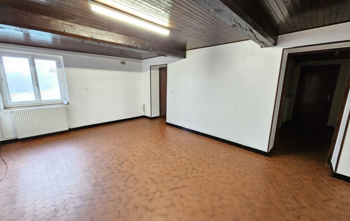 Maison SAINT-DENIS-LES-BOURG (01000)  89 m2 800 € 