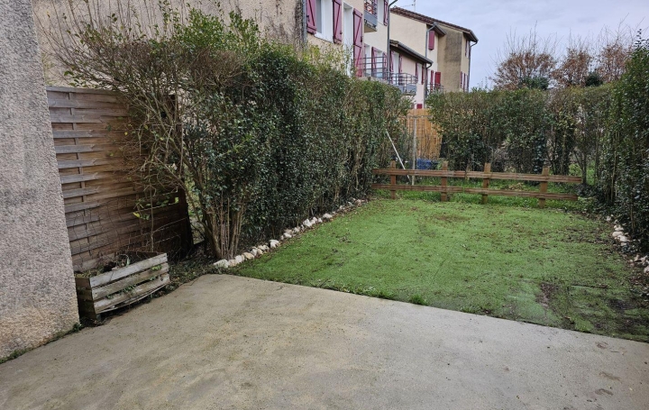 Maison / Villa VONNAS (01540) 68 m<sup>2</sup> 790 € 