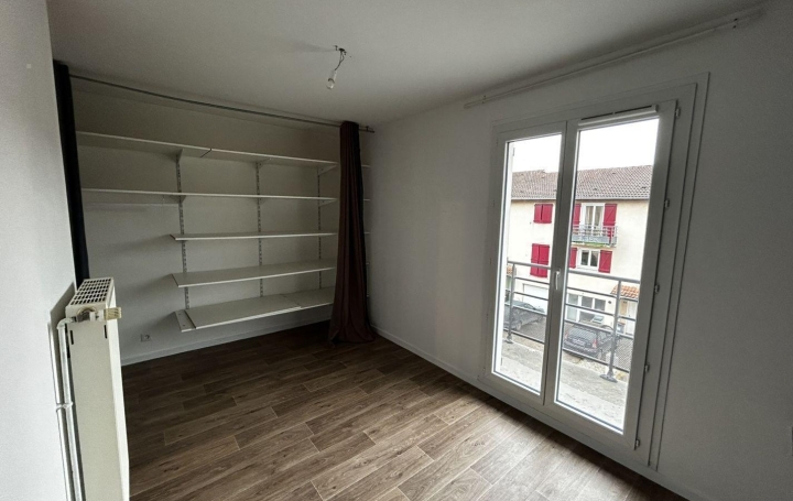 Maison VONNAS (01540)  68 m2 790 € 