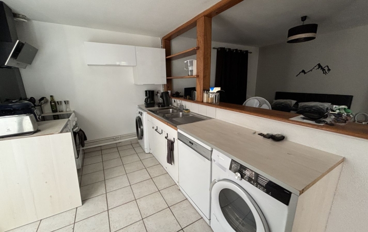 Maison de village CHALAMONT (01320)  93 m2 850 € 