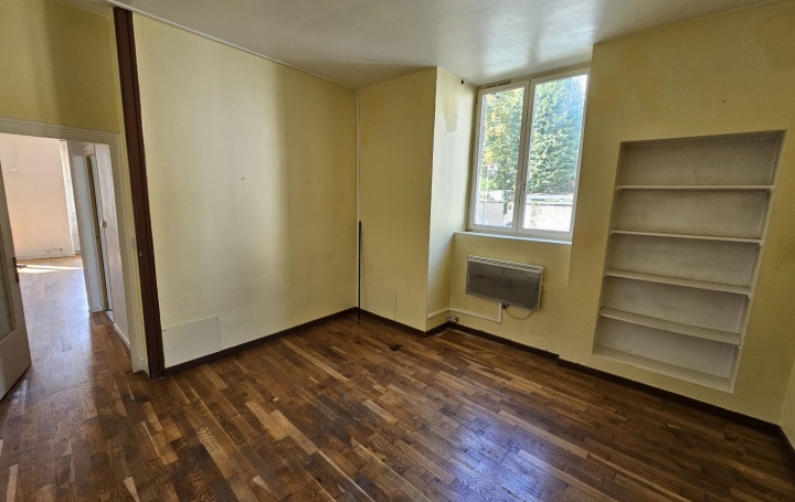 2 Pièces JUJURIEUX (01640)  62 m2 520 € 