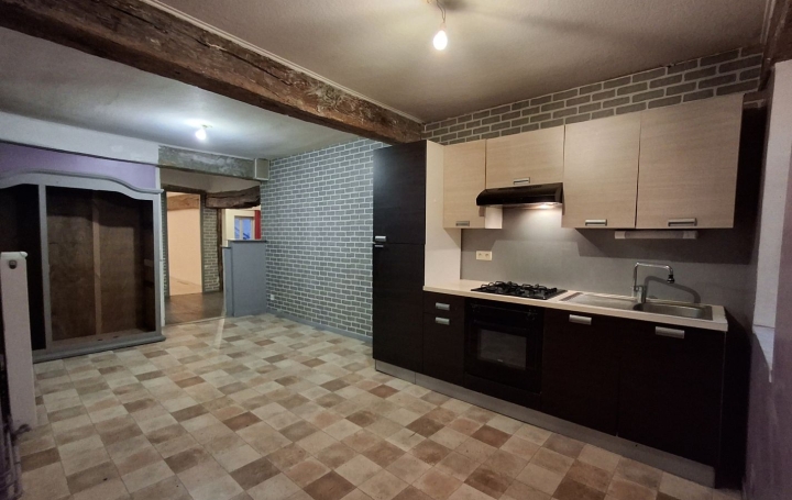 Réseau Immo-diffusion : Appartement P4  PONT-DE-VAUX  117 m2 530 € 