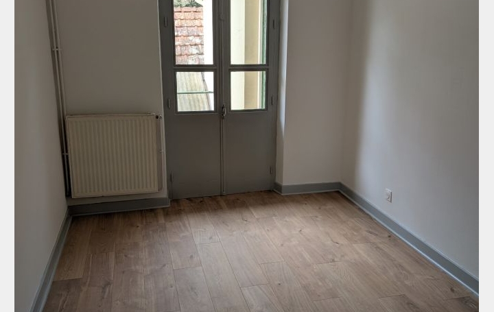 3 Pièces PONT-D'AIN (01160)  79 m2 720 € 