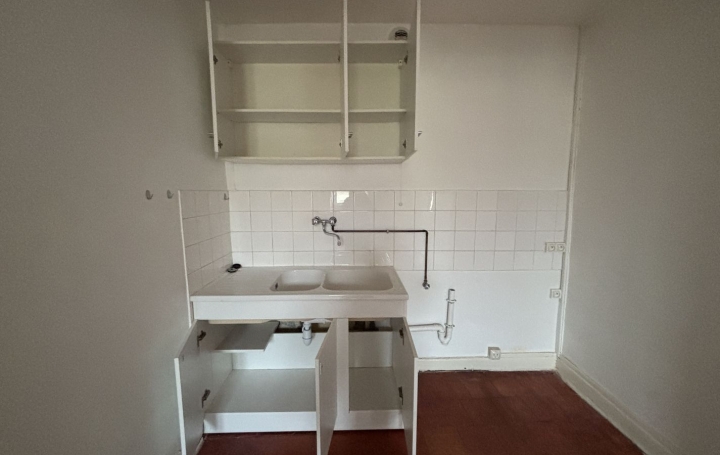 3 Pièces PONT-DE-VAUX (01190)  55 m2 450 € 