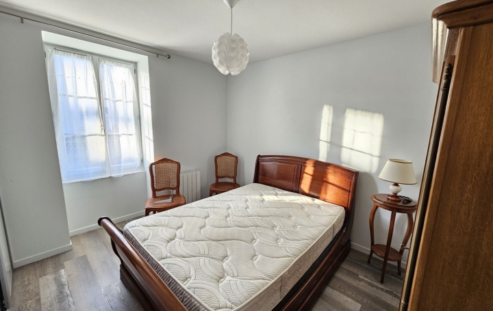 4 Pièces PONT-DE-VAUX (01190)  72 m2 830 € 