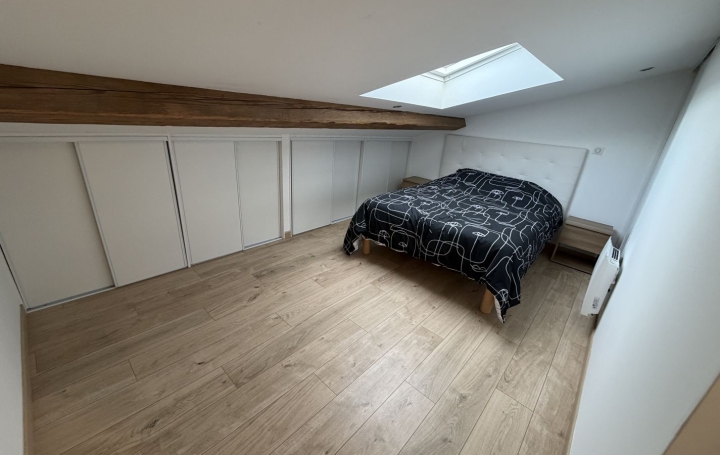 Maison SAINT-PAUL-DE-VARAX (01240)  74 m2 980 € 