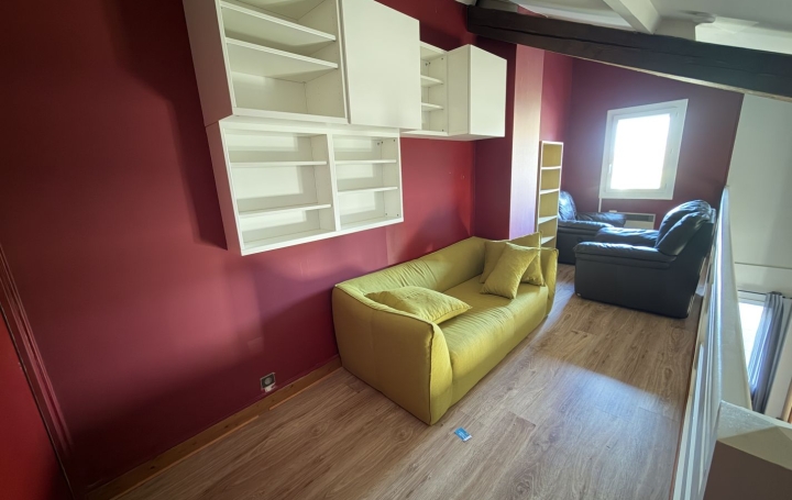 2 Pièces CONFRANCON (01310)  75 m2 670 € 