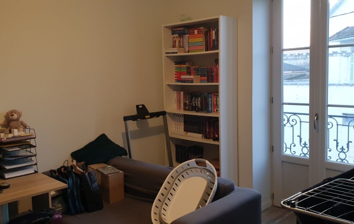 4 Pièces PONT-DE-VAUX (01190)  73 m2 770 € 