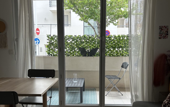 1 Pièce LYON (69008)  23 m2 520 € 