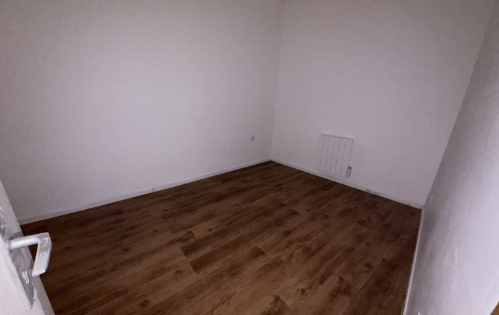 Maison PONT-DE-VAUX (01190)  95 m2 750 € 