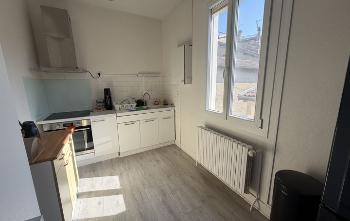 Maison LENT (01240)  56 m2 850 € 