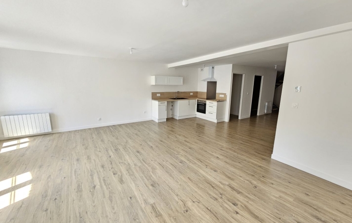 5 Pièces FLEURIE (69820)  124 m2 970 € 