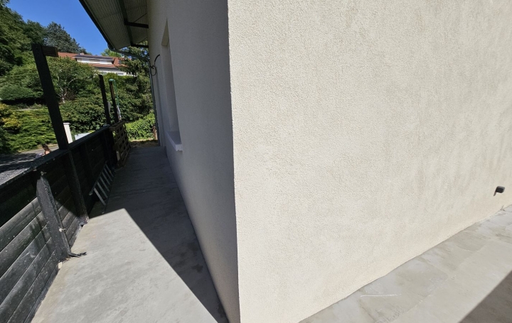 2 Pièces BELIGNEUX (01360)  34 m2 780 € 