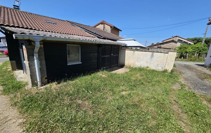 Maison PONT-DE-VAUX (01190)  55 m2 700 € 