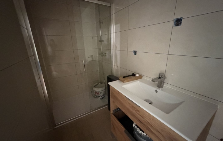 3 Pièces VANDEINS (01660)  56 m2 800 € 
