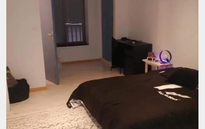 3 Pièces PONT-DE-VAUX (01190)  119 m2 610 € 