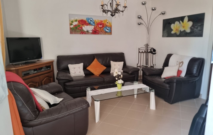 Maison de village VIRE (71260)  88 m2 750 € 