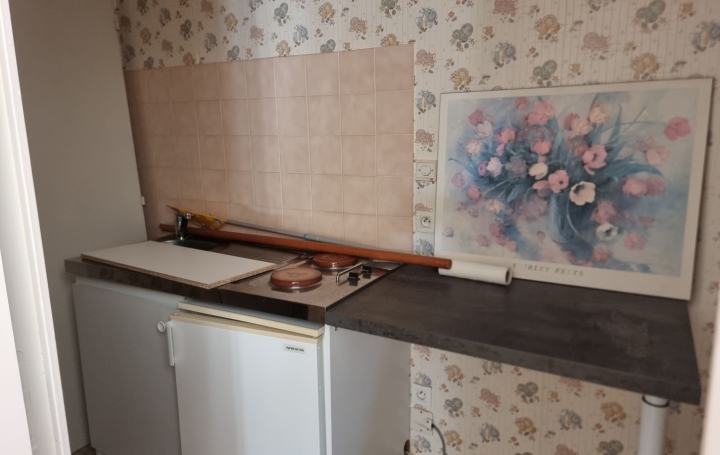 Maison de village VIRE (71260)  88 m2 750 € 