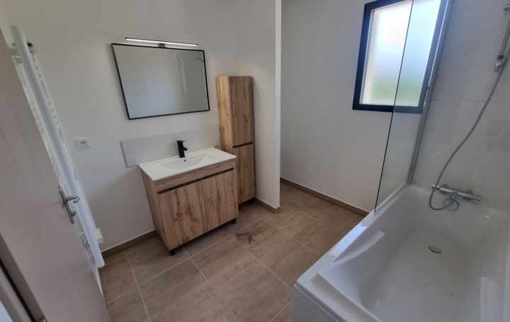 Maison / Villa SAINT-BENIGNE (01190)  91 m2 1 070 € 