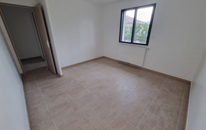 Maison / Villa SAINT-BENIGNE (01190)  91 m2 1 070 € 