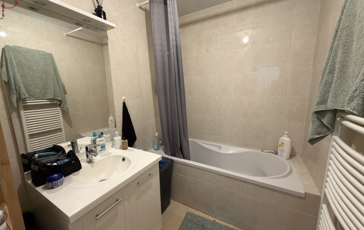 3 Pièces SAINT-JEAN-LE-VIEUX (01640)  44 m2 600 € 