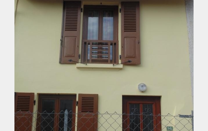 Réseau Immo-diffusion : Maison  PRIAY  116 m2 695 € 