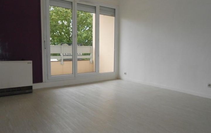 Réseau Immo-diffusion : Appartement P2  CHALAMONT  46 m2 540 € 