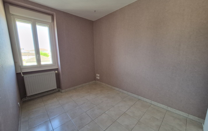 Maison de ville SAINT-PAUL-DE-VARAX (01240)  160 m2 270 000 € 