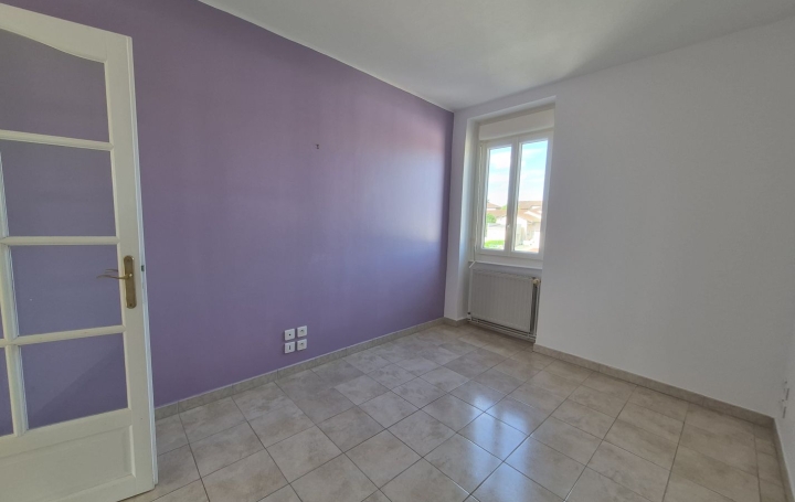 Maison de ville SAINT-PAUL-DE-VARAX (01240)  160 m2 270 000 € 