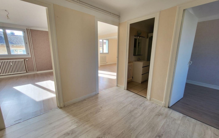 Réseau Immo-diffusion : Appartement P3  BOURG-EN-BRESSE  70 m2 135 000 € 