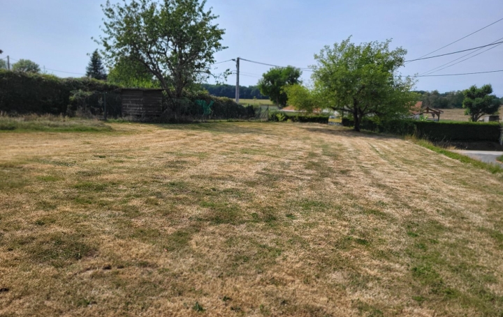 Terrain DOMPIERRE-SUR-VEYLE (01240)   70 000 € 