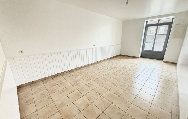 Réseau Immo-diffusion : Appartement P2  NEUVILLE-LES-DAMES  47 m2 90 000 € 