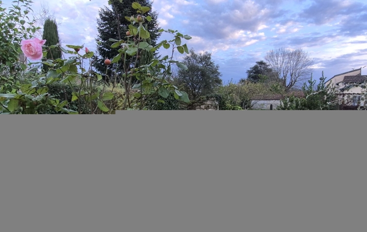 Maison NEUVILLE-LES-DAMES (01400)  144 m2 200 000 € 