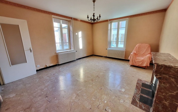 Maison NEUVILLE-LES-DAMES (01400)  144 m2 200 000 € 