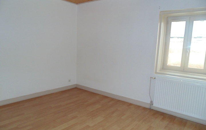 Immeuble CHALAMONT (01320)  165 m2 245 000 € 