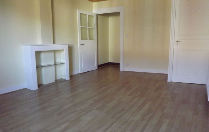 Immeuble CHALAMONT (01320)  165 m2 245 000 € 