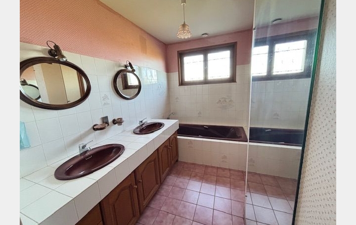 Maison GORREVOD (01190)  154 m2 230 000 € 