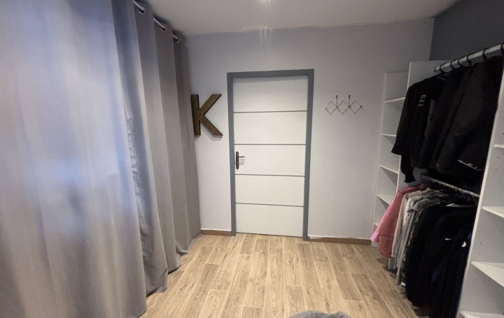 Maison CHEVROUX (01190)  193 m2 349 000 € 