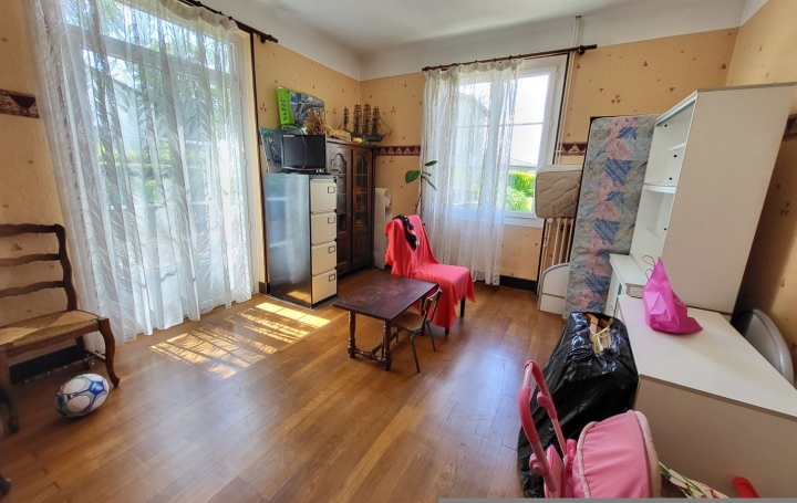 Maison CHALAMONT (01320)  176 m2 375 000 € 