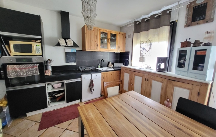 Villa CHALAMONT (01320)  130 m2 268 000 € 