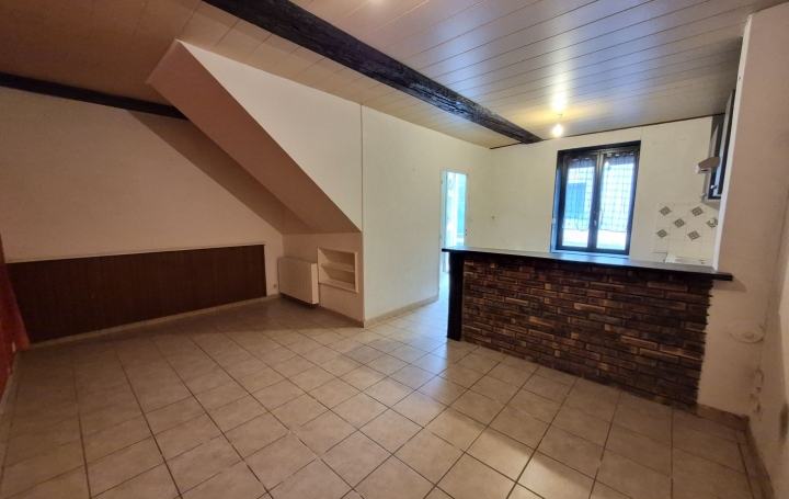 Maison de village CHALAMONT (01320)  81 m2 95 000 € 