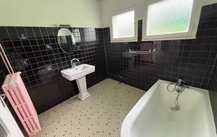 Maison GORREVOD (01190)  126 m2 185 000 € 