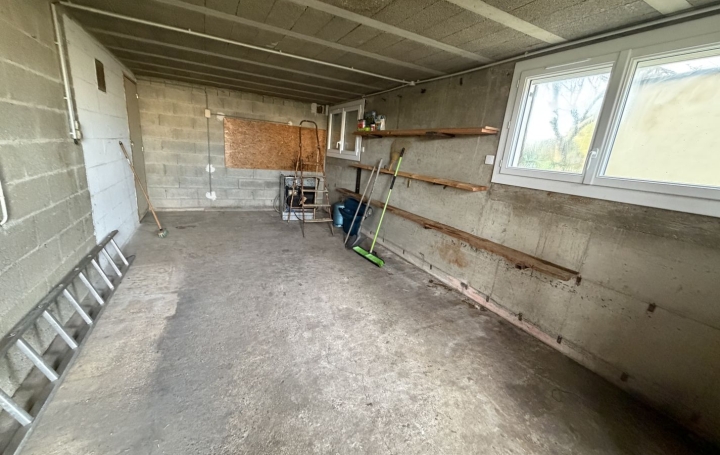 Maison CHEVROUX (01190)  111 m2 255 000 € 