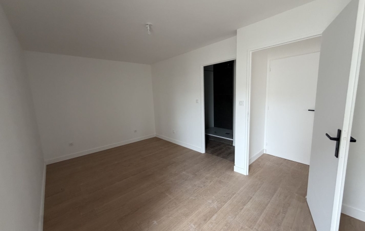 5 Pièces SAINT-PAUL-DE-VARAX (01240)  102 m2 302 000 € 