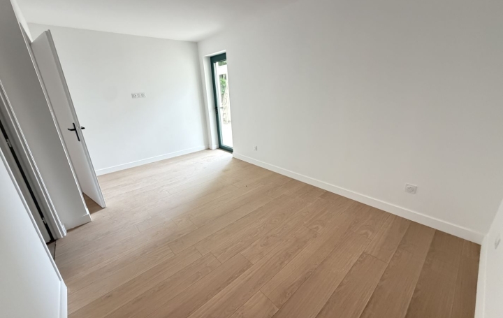 5 Pièces SAINT-PAUL-DE-VARAX (01240)  110 m2 302 000 € 