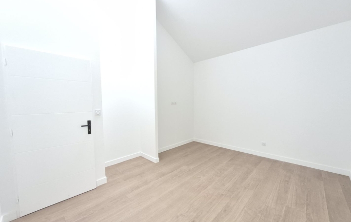 4 Pièces SAINT-PAUL-DE-VARAX (01240)  91 m2 269 000 € 