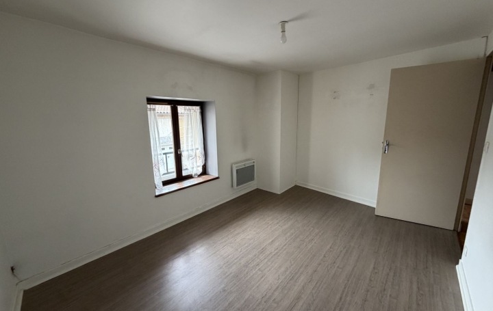Maison de village CHATILLON-SUR-CHALARONNE (01400)  84 m2 220 000 € 