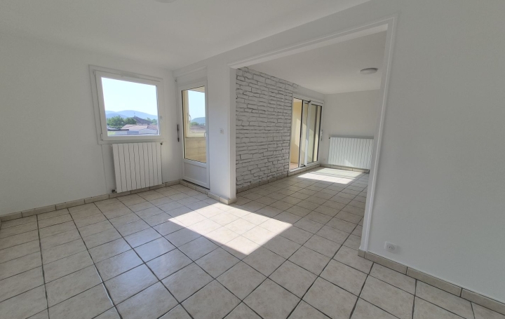 4 Pièces LAGNIEU (01150)  86 m2 175 000 € 