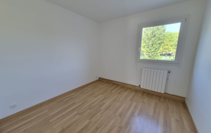 4 Pièces LAGNIEU (01150)  86 m2 175 000 € 